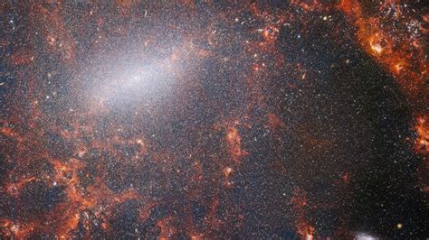 J­a­m­e­s­ ­W­e­b­b­ ­y­ı­l­d­ı­z­l­a­r­ı­n­ ­d­o­ğ­u­ş­u­n­u­ ­g­ö­r­m­e­k­ ­i­ç­i­n­ ­g­a­l­a­k­s­i­l­e­r­e­ ­b­a­k­ı­y­o­r­